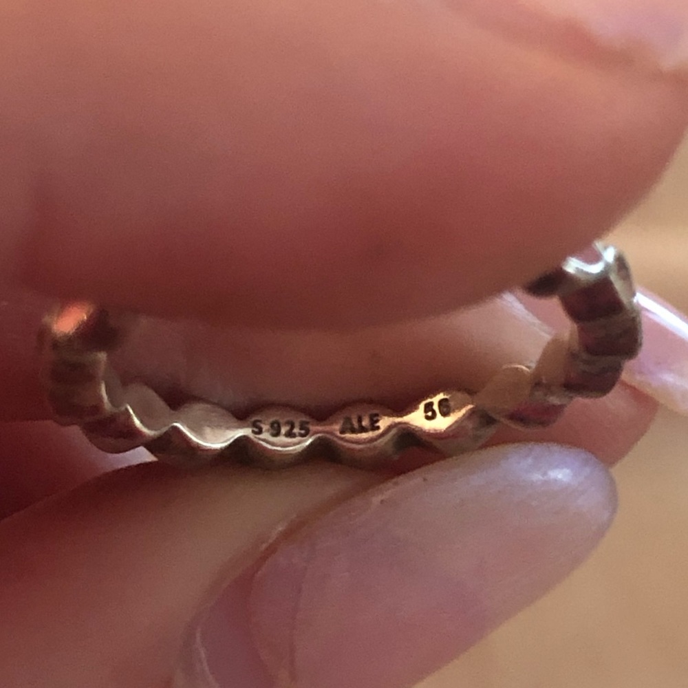 Pandora Pink enamel band ring for stacking - Picture 2 of 2